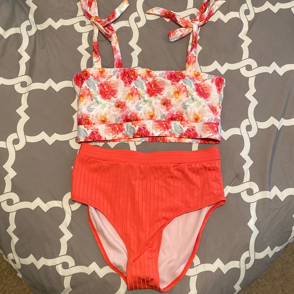 NWT Pulse Boutique Swim Suit